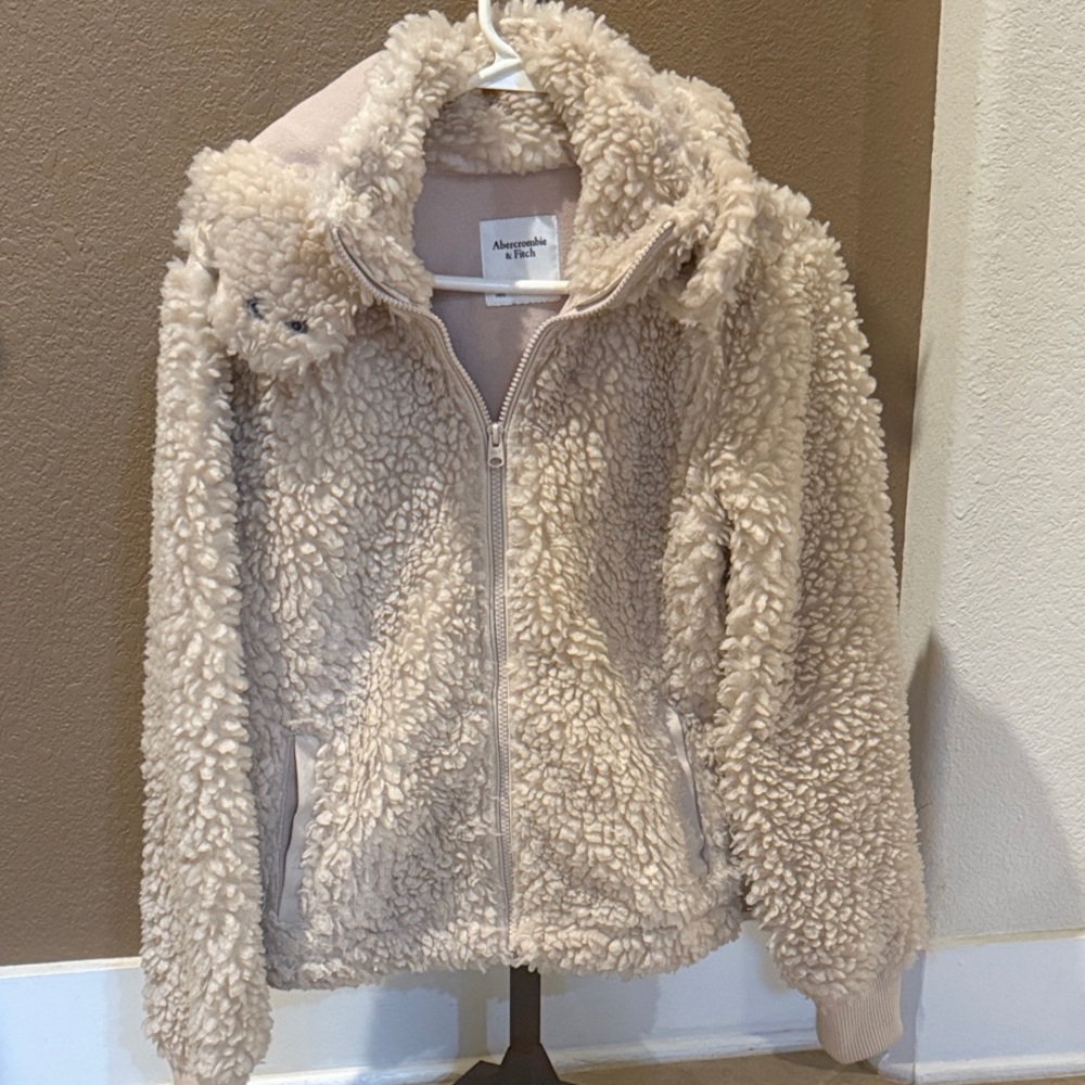 Abercrombie & Fitch Cream Sherpa Hoodie Size XS